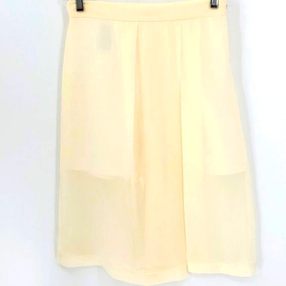 BCBGeneration, overlay skirt. shorts, chiffon, size 2 - Picture 1 of 3